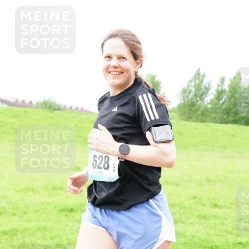 05.05.2024 - 7. Wedeler Halbmarathon Fuchs,  Jonas http://msf.ph/oto/6235565 05.05.2024 11:24:44 Laufen 28 meine-sportfotos.de