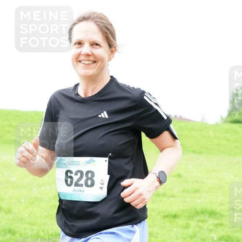 05.05.2024 - 7. Wedeler Halbmarathon Fuchs,  Jonas http://msf.ph/oto/6235567 05.05.2024 11:24:44 Laufen 628, 67 meine-sportfotos.de