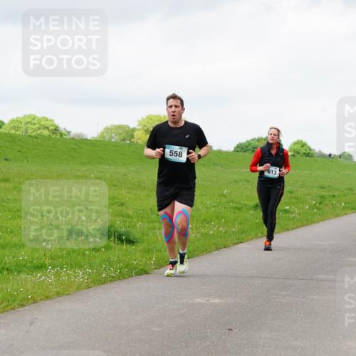05.05.2024 - 7. Wedeler Halbmarathon Fuchs,  Jonas http://msf.ph/oto/6235579 05.05.2024 11:24:48 Laufen 558, 613 meine-sportfotos.de