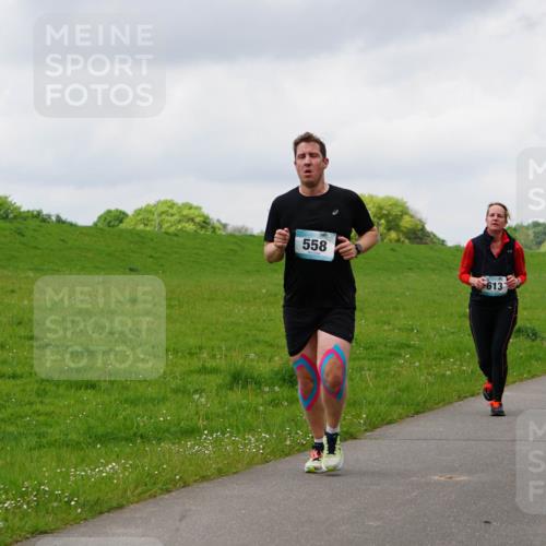 05.05.2024 - 7. Wedeler Halbmarathon Fuchs,  Jonas http://msf.ph/oto/6235585 05.05.2024 11:24:48 Laufen 558, 613 meine-sportfotos.de