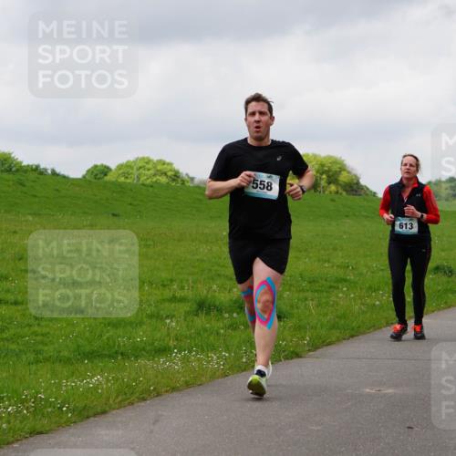 05.05.2024 - 7. Wedeler Halbmarathon Fuchs,  Jonas http://msf.ph/oto/6235586 05.05.2024 11:24:48 Laufen 558, 613 meine-sportfotos.de