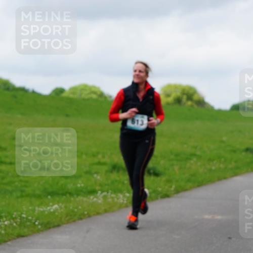 05.05.2024 - 7. Wedeler Halbmarathon Fuchs,  Jonas http://msf.ph/oto/6235594 05.05.2024 11:24:50 Laufen 813 meine-sportfotos.de