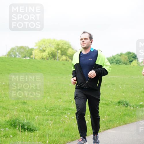 05.05.2024 - 7. Wedeler Halbmarathon Fuchs,  Jonas http://msf.ph/oto/6235633 05.05.2024 11:24:59 Laufen 890 meine-sportfotos.de