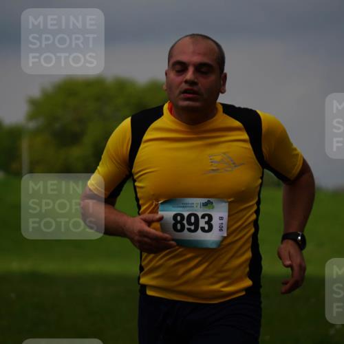 05.05.2024 - 7. Wedeler Halbmarathon Fuchs,  Jonas http://msf.ph/oto/6235705 05.05.2024 11:25:18 Laufen 106, 893 meine-sportfotos.de