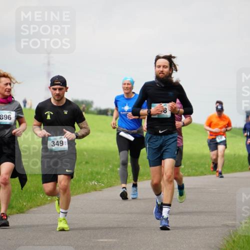 05.05.2024 - 7. Wedeler Halbmarathon Fuchs,  Jonas http://msf.ph/oto/6235720 05.05.2024 11:25:23 Laufen 896, 349, 522 meine-sportfotos.de