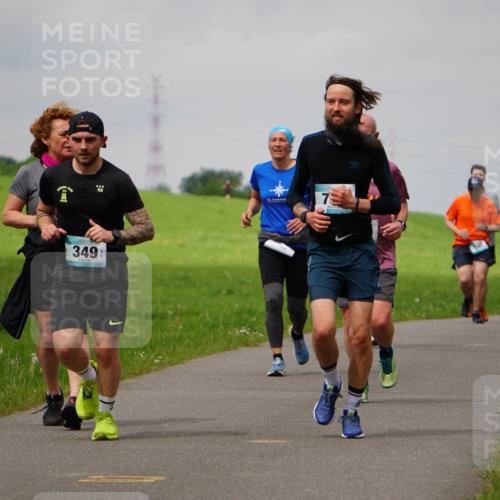 05.05.2024 - 7. Wedeler Halbmarathon Fuchs,  Jonas http://msf.ph/oto/6235724 05.05.2024 11:25:23 Laufen 349, 522, 176 meine-sportfotos.de