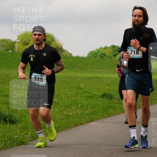 05.05.2024 - 7. Wedeler Halbmarathon Fuchs,  Jonas http://msf.ph/oto/6235742 05.05.2024 11:25:28 Laufen 349, 718, 138 meine-sportfotos.de