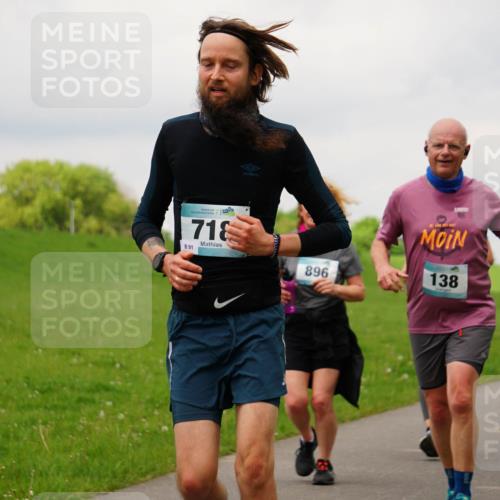 05.05.2024 - 7. Wedeler Halbmarathon Fuchs,  Jonas http://msf.ph/oto/6235752 05.05.2024 11:25:29 Laufen 891, 136, 718, 896, 138 meine-sportfotos.de