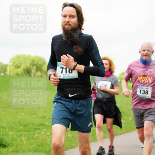 05.05.2024 - 7. Wedeler Halbmarathon Fuchs,  Jonas http://msf.ph/oto/6235753 05.05.2024 11:25:30 Laufen 718, 891, 906, 138 meine-sportfotos.de