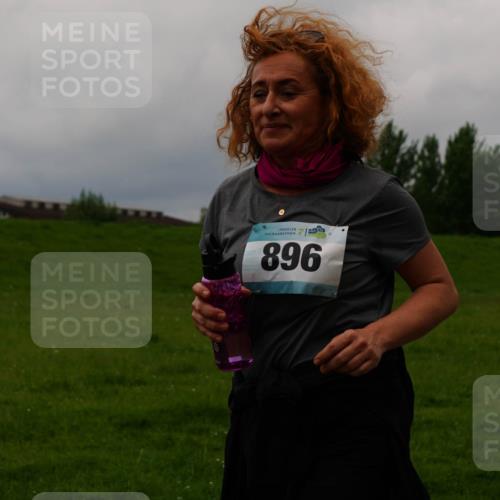 05.05.2024 - 7. Wedeler Halbmarathon Fuchs,  Jonas http://msf.ph/oto/6235779 05.05.2024 11:25:36 Laufen 896 meine-sportfotos.de