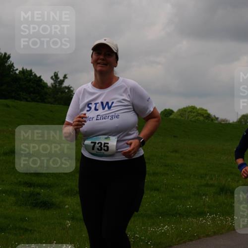 05.05.2024 - 7. Wedeler Halbmarathon Fuchs,  Jonas http://msf.ph/oto/6235805 05.05.2024 11:25:43 Laufen 735, 176 meine-sportfotos.de