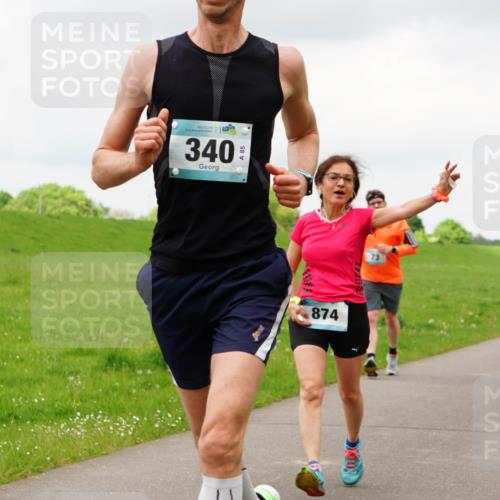 05.05.2024 - 7. Wedeler Halbmarathon Fuchs,  Jonas http://msf.ph/oto/6235838 05.05.2024 11:25:52 Laufen 56, 340, 874, 13 meine-sportfotos.de