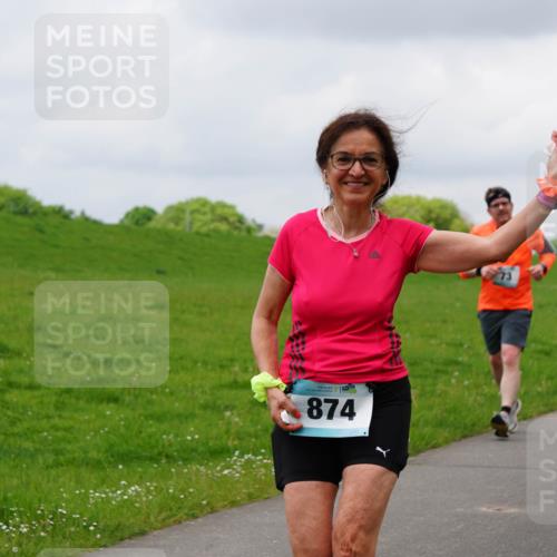 05.05.2024 - 7. Wedeler Halbmarathon Fuchs,  Jonas http://msf.ph/oto/6235843 05.05.2024 11:25:53 Laufen 874 meine-sportfotos.de