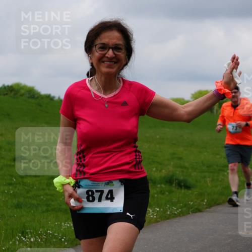05.05.2024 - 7. Wedeler Halbmarathon Fuchs,  Jonas http://msf.ph/oto/6235845 05.05.2024 11:25:54 Laufen 874 meine-sportfotos.de