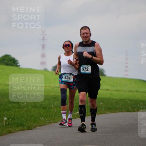 05.05.2024 - 7. Wedeler Halbmarathon Fuchs,  Jonas http://msf.ph/oto/6235875 05.05.2024 11:26:05 Laufen 831, 572 meine-sportfotos.de