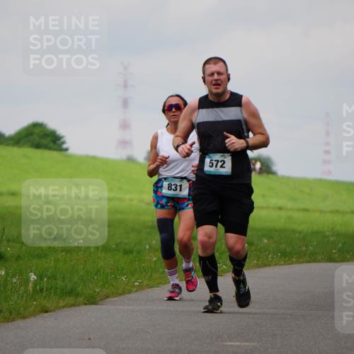 05.05.2024 - 7. Wedeler Halbmarathon Fuchs,  Jonas http://msf.ph/oto/6235877 05.05.2024 11:26:05 Laufen 831, 572 meine-sportfotos.de
