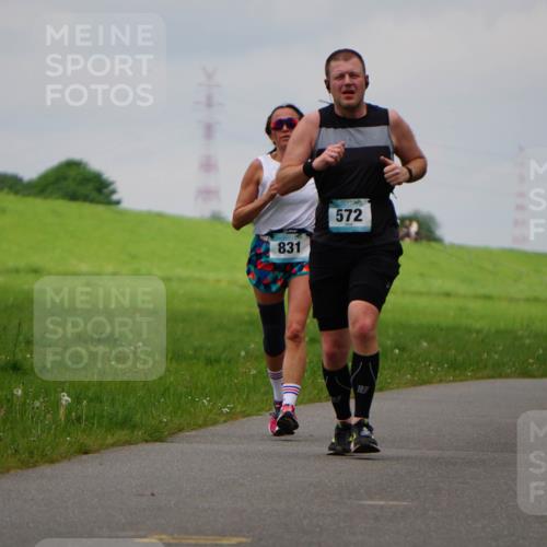 05.05.2024 - 7. Wedeler Halbmarathon Fuchs,  Jonas http://msf.ph/oto/6235878 05.05.2024 11:26:05 Laufen 831, 572 meine-sportfotos.de