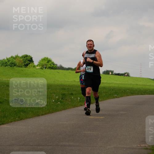 05.05.2024 - 7. Wedeler Halbmarathon Fuchs,  Jonas http://msf.ph/oto/6235885 05.05.2024 11:26:08 Laufen 572 meine-sportfotos.de