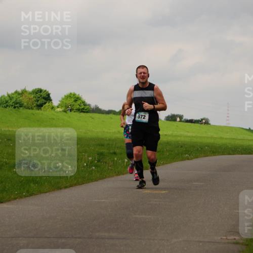 05.05.2024 - 7. Wedeler Halbmarathon Fuchs,  Jonas http://msf.ph/oto/6235886 05.05.2024 11:26:08 Laufen 572 meine-sportfotos.de