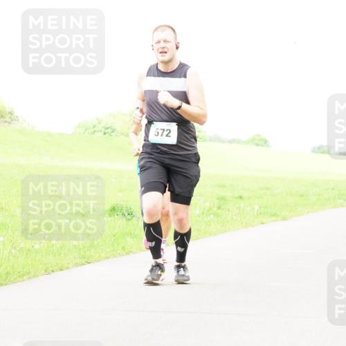 05.05.2024 - 7. Wedeler Halbmarathon Fuchs,  Jonas http://msf.ph/oto/6235903 05.05.2024 11:26:11 Laufen 572 meine-sportfotos.de