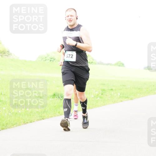 05.05.2024 - 7. Wedeler Halbmarathon Fuchs,  Jonas http://msf.ph/oto/6235904 05.05.2024 11:26:11 Laufen 572 meine-sportfotos.de