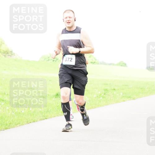 05.05.2024 - 7. Wedeler Halbmarathon Fuchs,  Jonas http://msf.ph/oto/6235905 05.05.2024 11:26:11 Laufen 572 meine-sportfotos.de