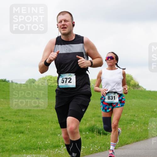 05.05.2024 - 7. Wedeler Halbmarathon Fuchs,  Jonas http://msf.ph/oto/6235910 05.05.2024 11:26:14 Laufen 572, 831 meine-sportfotos.de