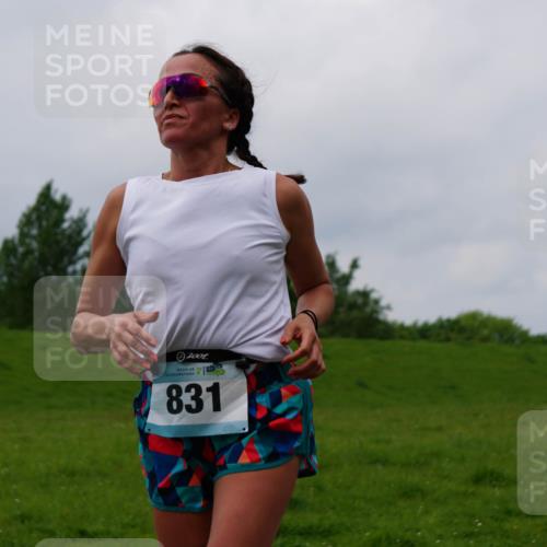 05.05.2024 - 7. Wedeler Halbmarathon Fuchs,  Jonas http://msf.ph/oto/6235920 05.05.2024 11:26:16 Laufen 831 meine-sportfotos.de
