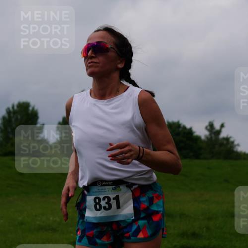 05.05.2024 - 7. Wedeler Halbmarathon Fuchs,  Jonas http://msf.ph/oto/6235921 05.05.2024 11:26:16 Laufen 7, 55, 831 meine-sportfotos.de
