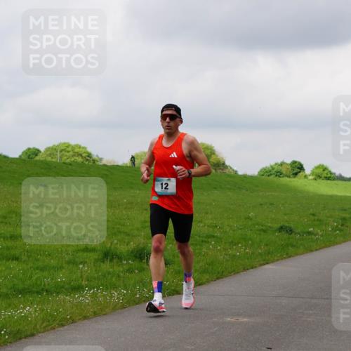 05.05.2024 - 7. Wedeler Halbmarathon Fuchs,  Jonas http://msf.ph/oto/6235949 05.05.2024 11:26:38 Laufen 2, 12 meine-sportfotos.de