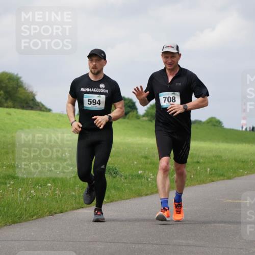 05.05.2024 - 7. Wedeler Halbmarathon Fuchs,  Jonas http://msf.ph/oto/6242207 05.05.2024 12:03:51 Laufen 594, 708 meine-sportfotos.de