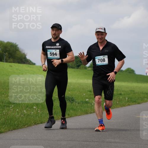 05.05.2024 - 7. Wedeler Halbmarathon Fuchs,  Jonas http://msf.ph/oto/6242208 05.05.2024 12:03:51 Laufen 594, 708 meine-sportfotos.de