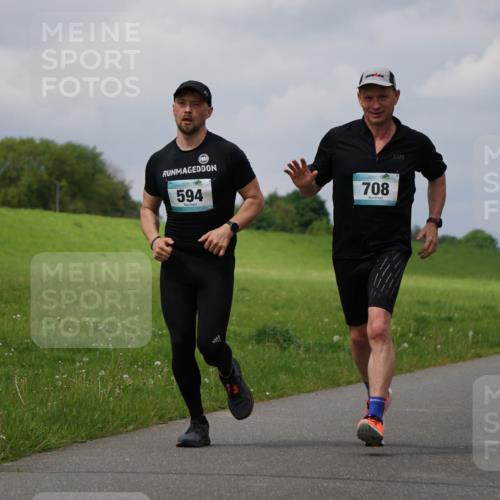 05.05.2024 - 7. Wedeler Halbmarathon Fuchs,  Jonas http://msf.ph/oto/6242210 05.05.2024 12:03:51 Laufen 594, 708 meine-sportfotos.de