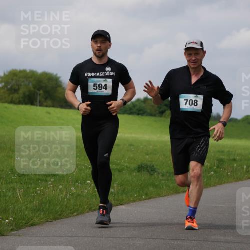05.05.2024 - 7. Wedeler Halbmarathon Fuchs,  Jonas http://msf.ph/oto/6242211 05.05.2024 12:03:51 Laufen 594, 708 meine-sportfotos.de