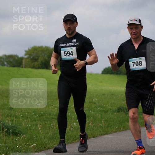 05.05.2024 - 7. Wedeler Halbmarathon Fuchs,  Jonas http://msf.ph/oto/6242214 05.05.2024 12:03:52 Laufen 594, 708 meine-sportfotos.de