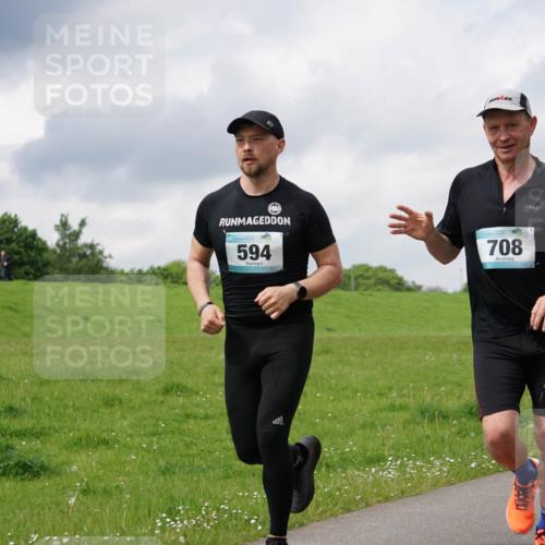 05.05.2024 - 7. Wedeler Halbmarathon Fuchs,  Jonas http://msf.ph/oto/6242221 05.05.2024 12:03:54 Laufen 594, 708 meine-sportfotos.de