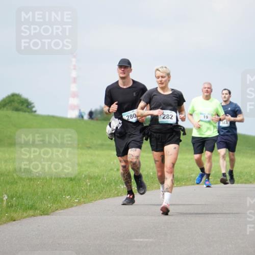 05.05.2024 - 7. Wedeler Halbmarathon Fuchs,  Jonas http://msf.ph/oto/6242228 05.05.2024 12:03:56 Laufen 280, 282, 19, 583 meine-sportfotos.de