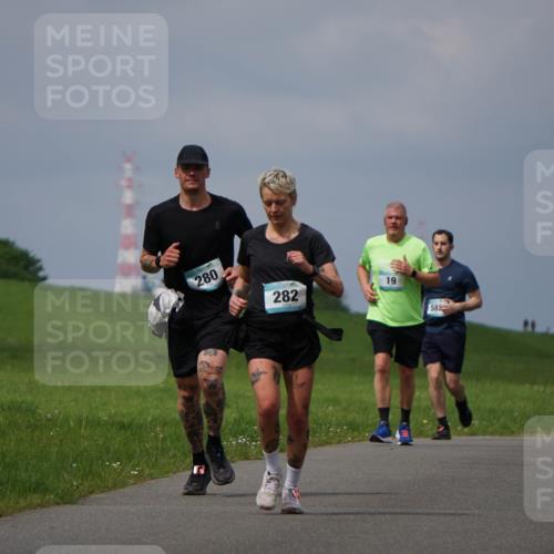 05.05.2024 - 7. Wedeler Halbmarathon Fuchs,  Jonas http://msf.ph/oto/6242235 05.05.2024 12:03:57 Laufen 280, 282, 19, 589 meine-sportfotos.de