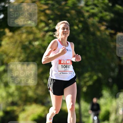 08.06.2024 - REWE Women's Run Dr. Thomas Lammeyer http://msf.ph/oto/6242417 09.06.2024 09:14:12 Laufen 10697 meine-sportfotos.de