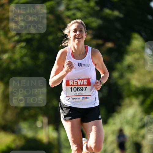 08.06.2024 - REWE Women's Run Dr. Thomas Lammeyer http://msf.ph/oto/6242421 09.06.2024 09:14:12 Laufen 10697 meine-sportfotos.de