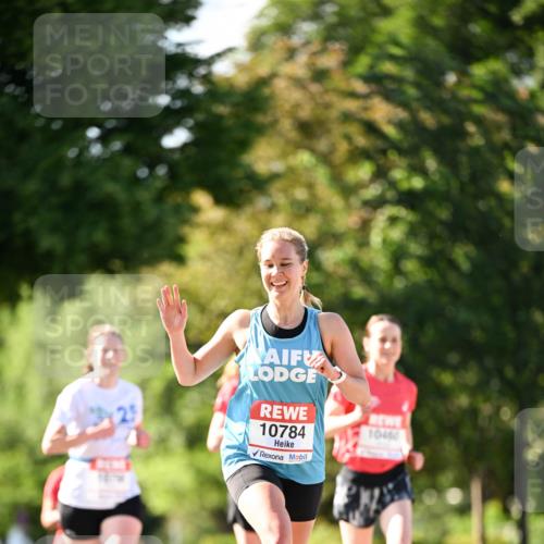 08.06.2024 - REWE Women's Run Dr. Thomas Lammeyer http://msf.ph/oto/6242440 09.06.2024 09:14:26 Laufen 10784, 10400 meine-sportfotos.de