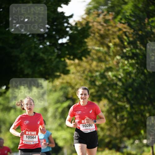 08.06.2024 - REWE Women's Run Dr. Thomas Lammeyer http://msf.ph/oto/6242465 09.06.2024 09:14:36 Laufen 10564, 10280 meine-sportfotos.de