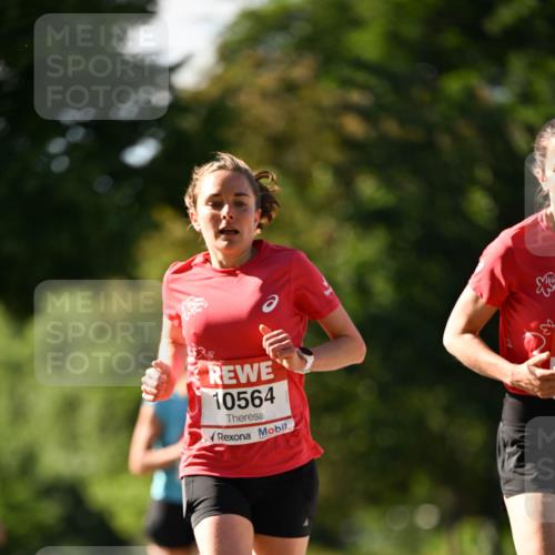 08.06.2024 - REWE Women's Run Dr. Thomas Lammeyer http://msf.ph/oto/6242479 09.06.2024 09:14:38 Laufen 10564 meine-sportfotos.de