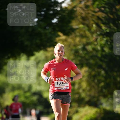 08.06.2024 - REWE Women's Run Dr. Thomas Lammeyer http://msf.ph/oto/6242493 09.06.2024 09:14:42 Laufen 10334 meine-sportfotos.de