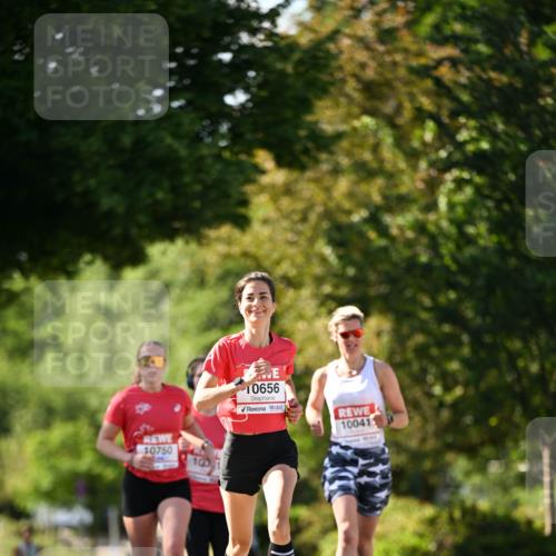 08.06.2024 - REWE Women's Run Dr. Thomas Lammeyer http://msf.ph/oto/6242566 09.06.2024 09:15:10 Laufen 10656, 10041, 0, 10750 meine-sportfotos.de