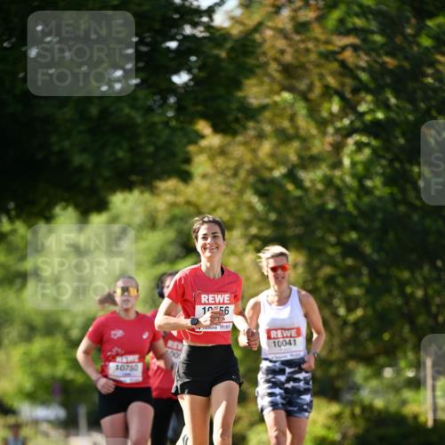 08.06.2024 - REWE Women's Run Dr. Thomas Lammeyer http://msf.ph/oto/6242567 09.06.2024 09:15:10 Laufen 10750, 10256, 10041 meine-sportfotos.de