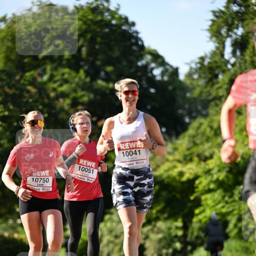 08.06.2024 - REWE Women's Run Dr. Thomas Lammeyer http://msf.ph/oto/6242588 09.06.2024 09:15:13 Laufen 10750, 10051, 10041 meine-sportfotos.de