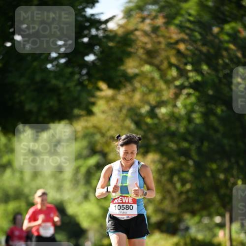 08.06.2024 - REWE Women's Run Dr. Thomas Lammeyer http://msf.ph/oto/6242600 09.06.2024 09:15:25 Laufen 10580 meine-sportfotos.de