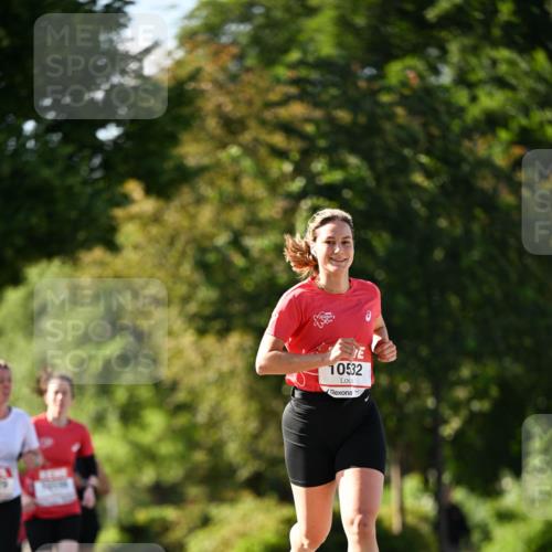 08.06.2024 - REWE Women's Run Dr. Thomas Lammeyer http://msf.ph/oto/6242623 09.06.2024 09:15:29 Laufen 10532 meine-sportfotos.de