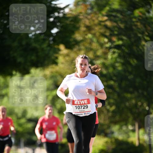 08.06.2024 - REWE Women's Run Dr. Thomas Lammeyer http://msf.ph/oto/6242636 09.06.2024 09:15:31 Laufen 10729 meine-sportfotos.de